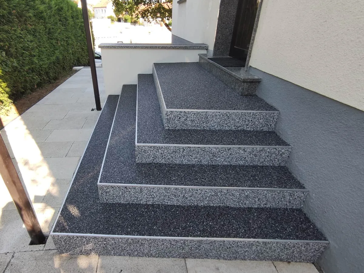 Treppe Steinteppich – fugenloser Belag Nürtingen