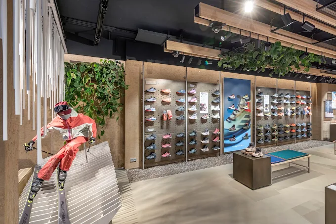 Adidas Terrex Showroom Österreich Steinteppich Bodenbeschichtung